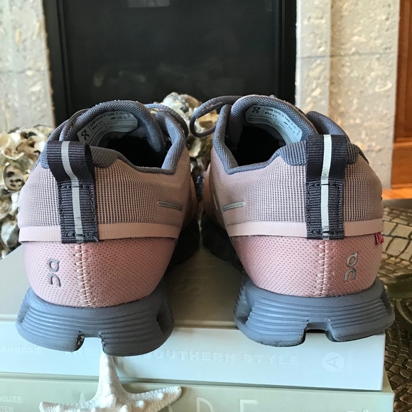 ON CLOUD 5 WATERPROOF ROSE/FOSSIL - Picture 5 of 14